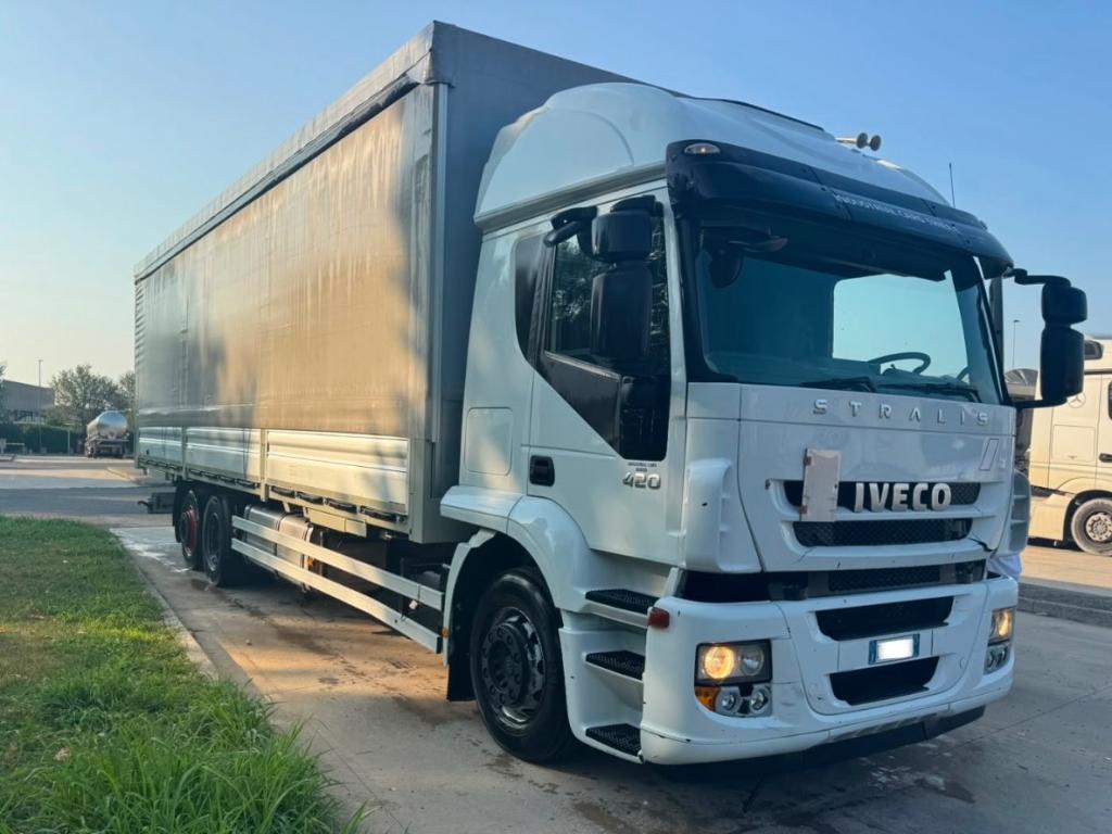 Iveco STRALIS 400 Photo 1
