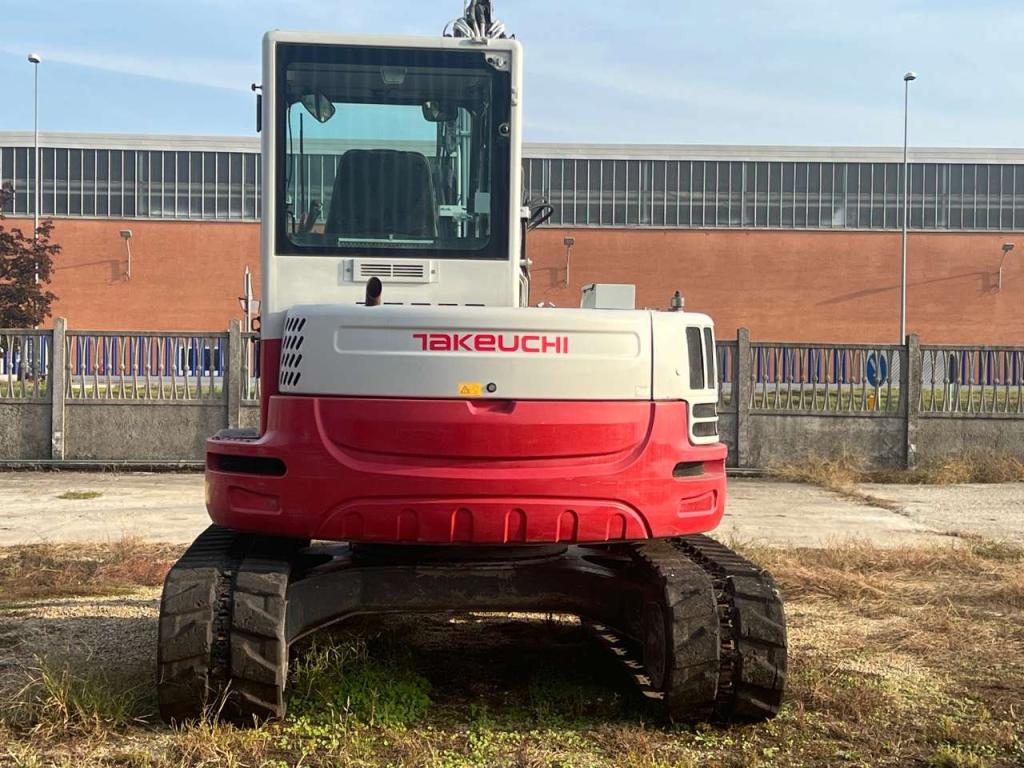 Takeuchi TB280FR Photo 2