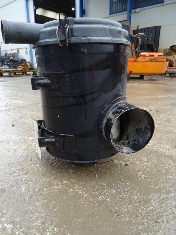 Boîtier de filtre à air pour Hitachi ZAXIS 210 Photo 1