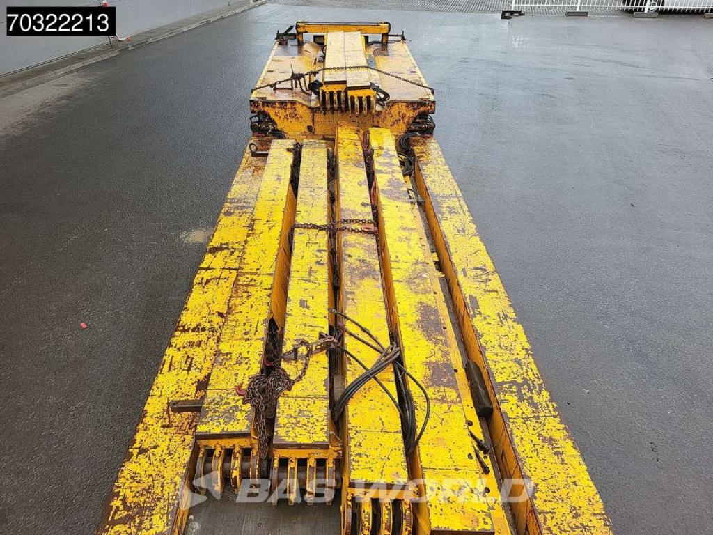 Goldhofer STZ-VKL-3-35/80A Extendable Gooseneck Photo 12