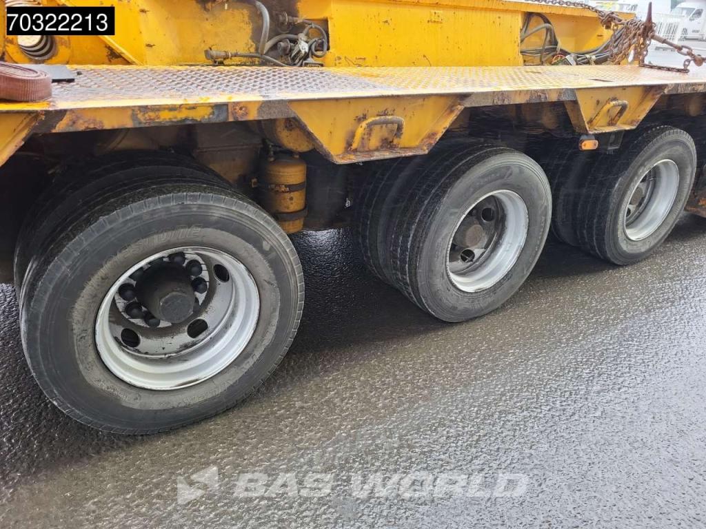 Goldhofer STZ-VKL-3-35/80A Extendable Gooseneck Photo 24