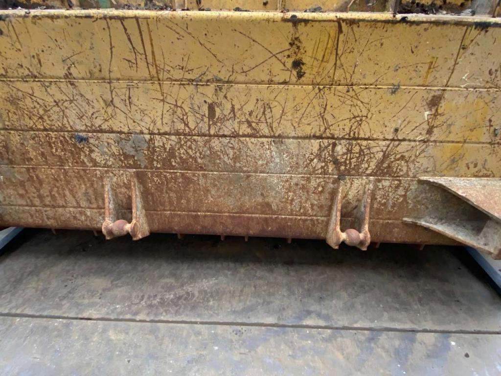 Caterpillar D9U Blade Photo 10