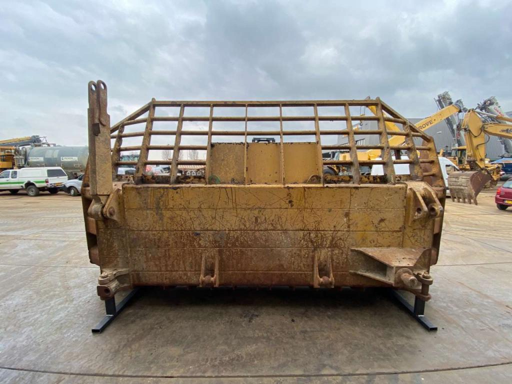 Caterpillar D9U Blade Photo 7