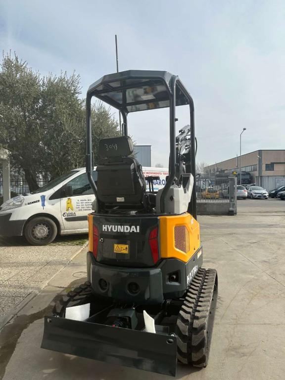 Hyundai HX17A Photo 2