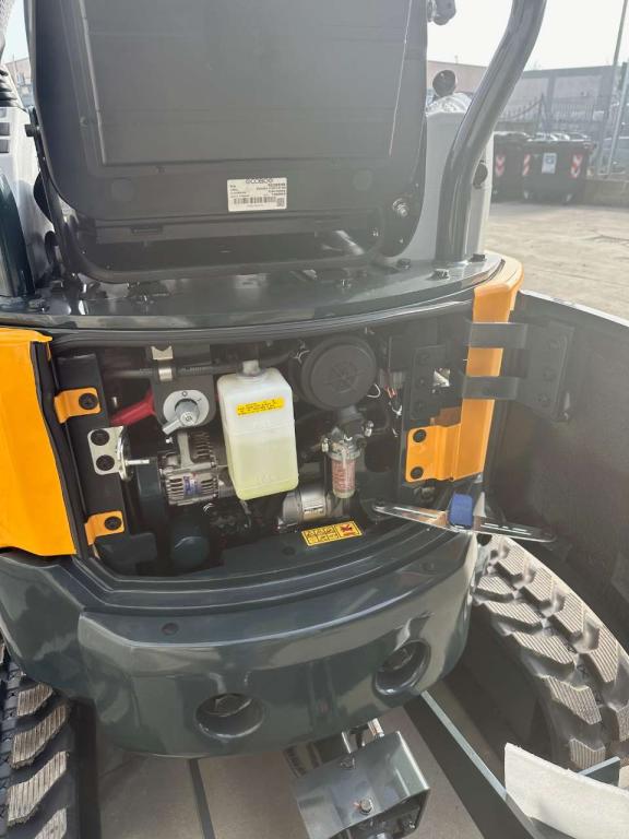 Hyundai HX17A Photo 3