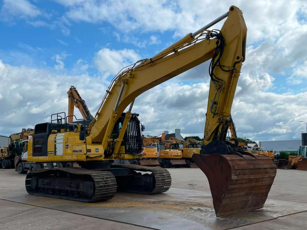 Komatsu PC490LC-11E0 Photo 7