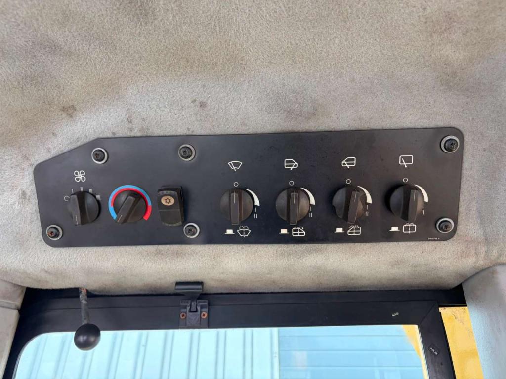 Caterpillar D8T Photo 27