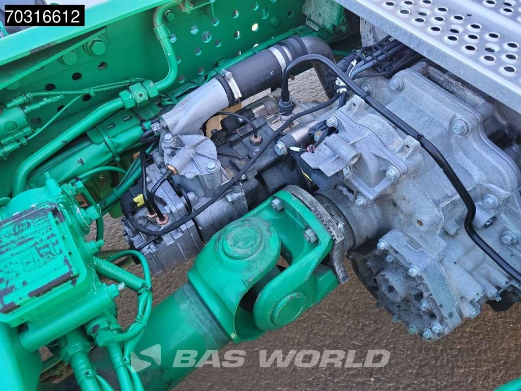 Mercedes-Benz Actros 1851 4X2 StreamSpace Retarder Photo 16
