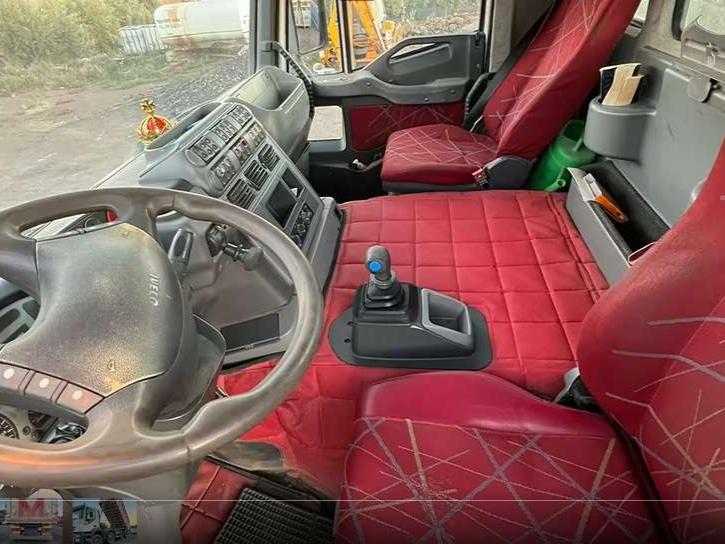 Iveco Trakker Photo 4