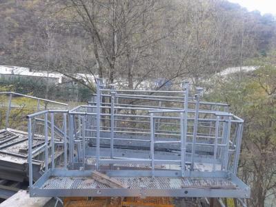 Liebherr Passerelles pour grues à tour pour Liebherr 185/256 HC en vente par Niederstätter Spa