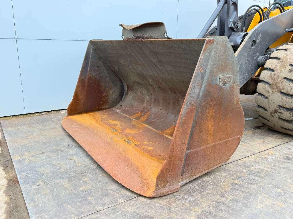 Volvo L180H - German Machine / Automatic Greasing Photo 12