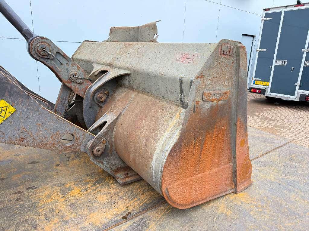 Volvo L180H - German Machine / Automatic Greasing Photo 14