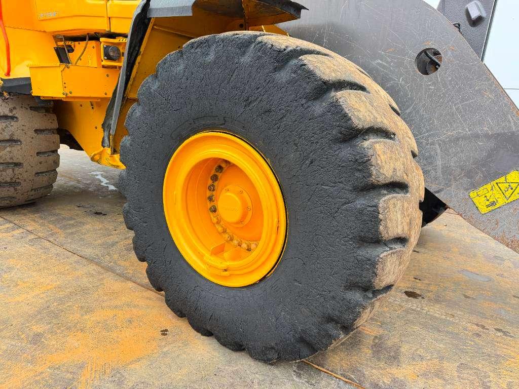 Volvo L180H - German Machine / Automatic Greasing Photo 28