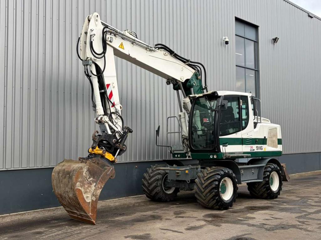 Liebherr A916 Photo 2