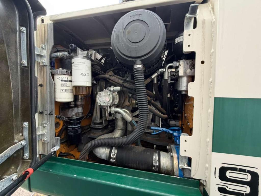 Liebherr A916 Photo 29