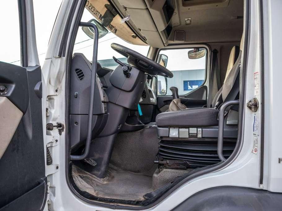 Renault PREMIUM 340 DXI-6X2 Photo 12