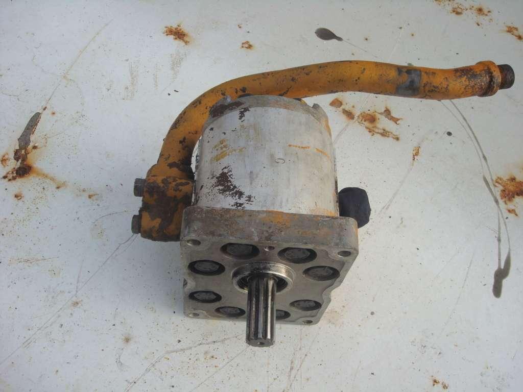 Pompe hydraulique pour FIAT ALLIS - DOZER FL10B -  AD10 Photo 3