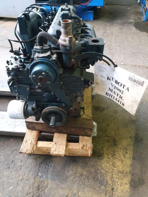 Kubota V1902 Photo 1