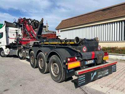 Tecnokar Trailers SCARRABILE CON GRU en vente par Aurora Srl