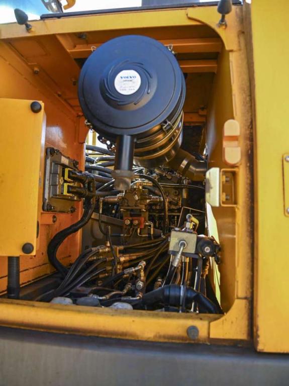Volvo EC210CNL Photo 16