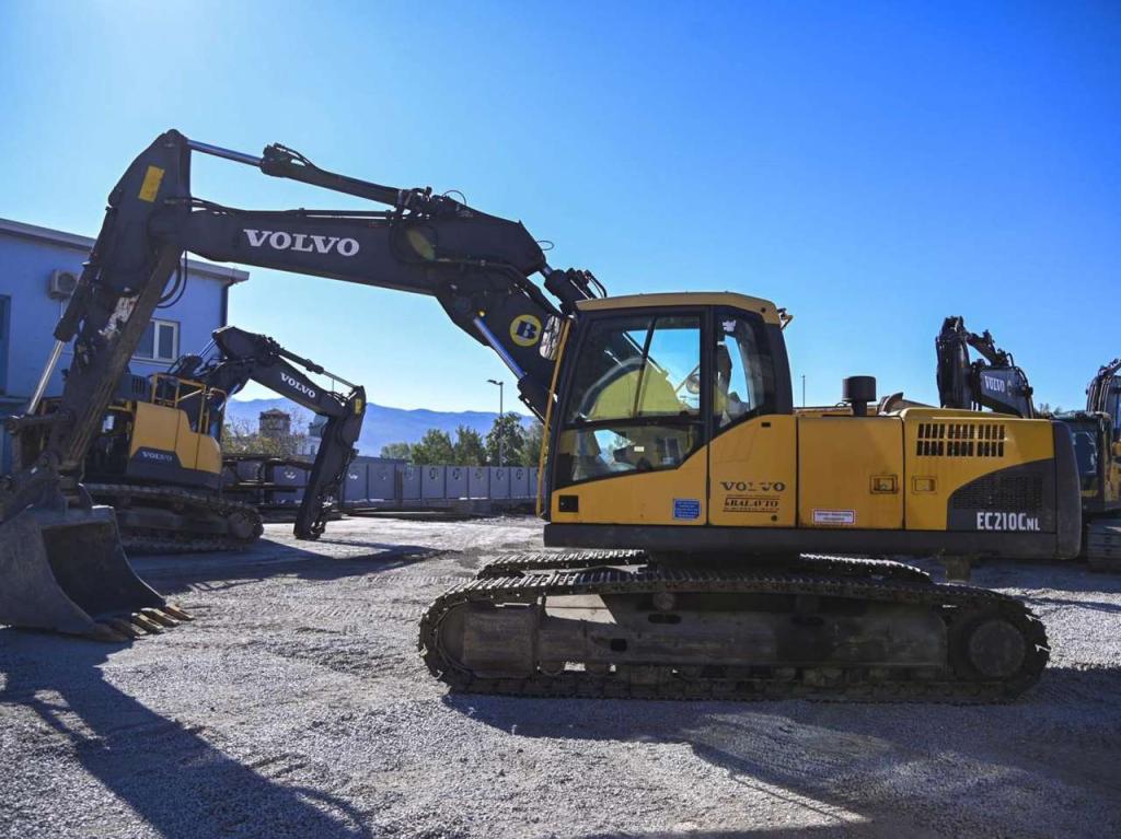 Volvo EC210CNL Photo 2