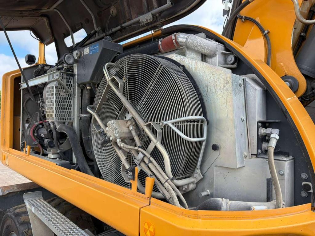 Liebherr A920 Photo 23