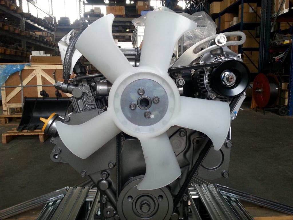Yanmar 3TNV70 Photo 4