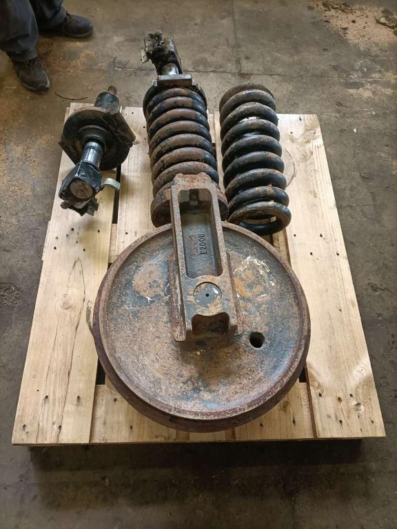 Roue folle pour Caterpillar 315 B Photo 2