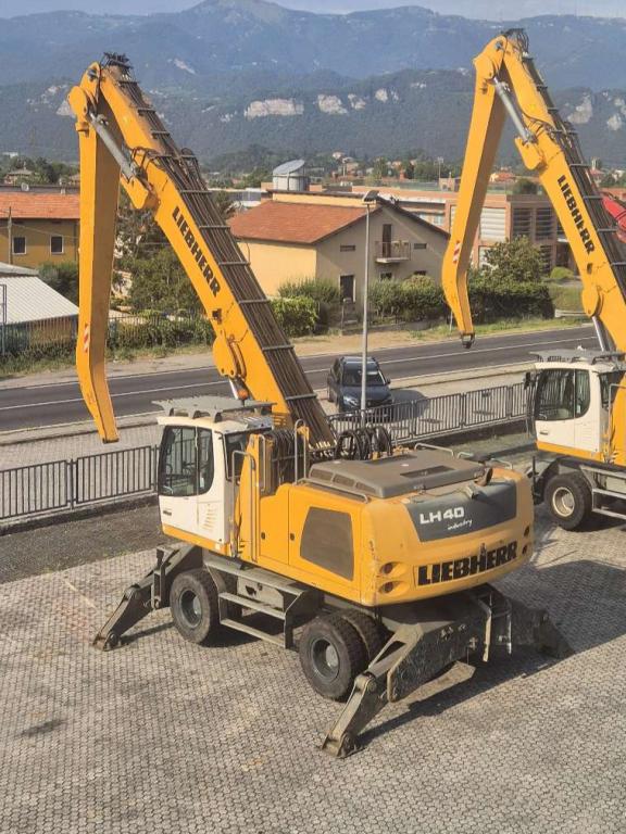 Liebherr LH40 - M Litronic Photo 1