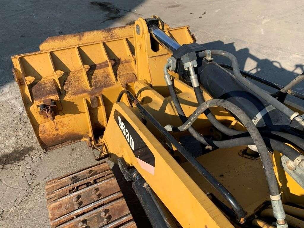 Caterpillar 963D Photo 17