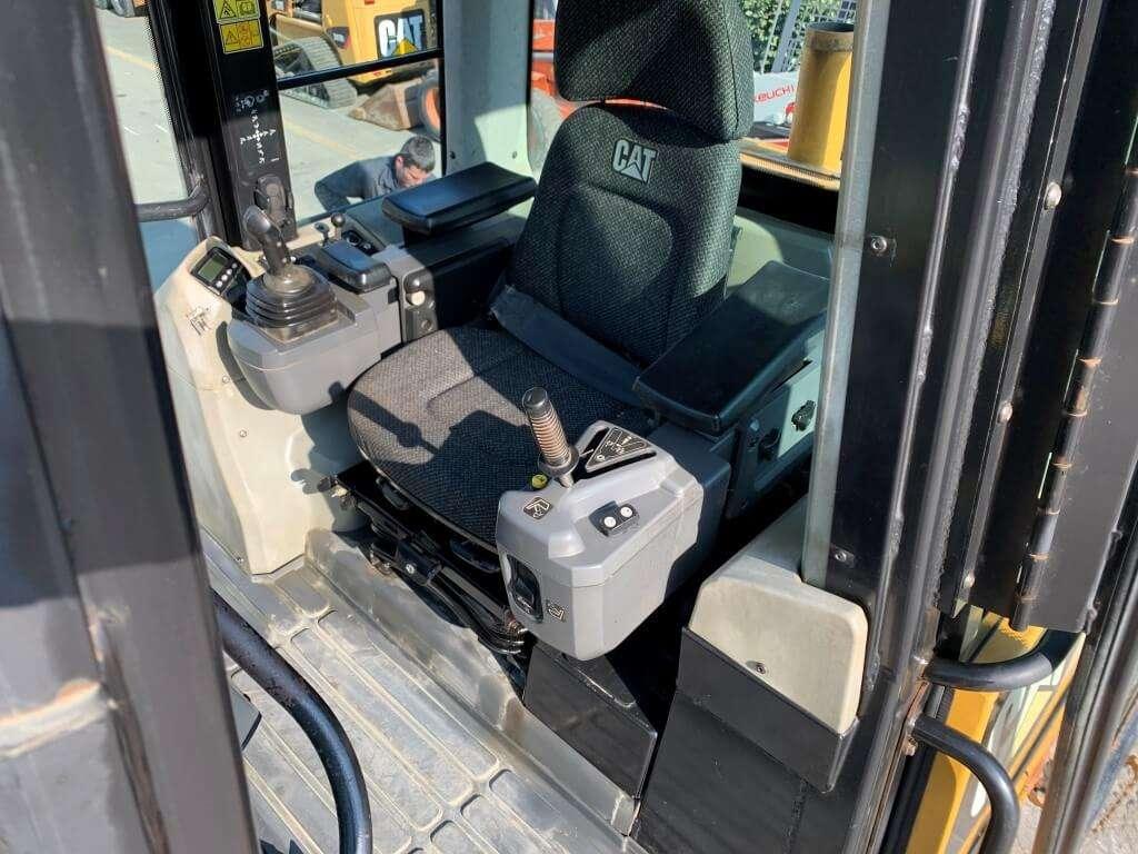 Caterpillar 963D Photo 6