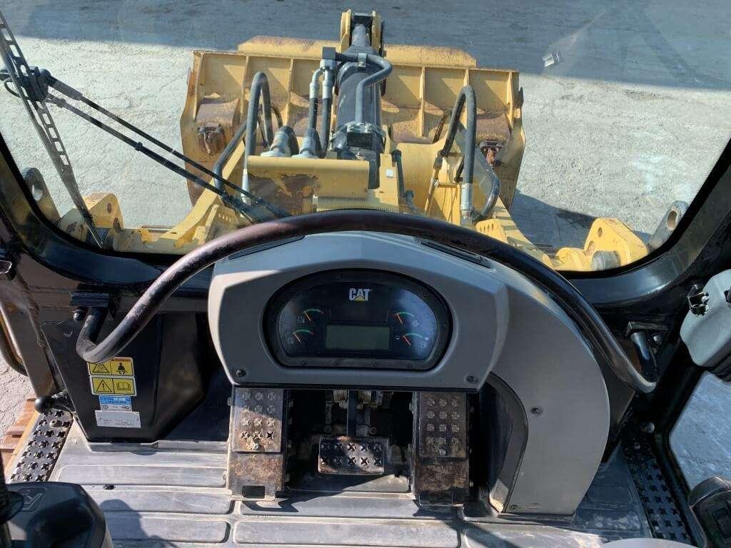 Caterpillar 963D Photo 8