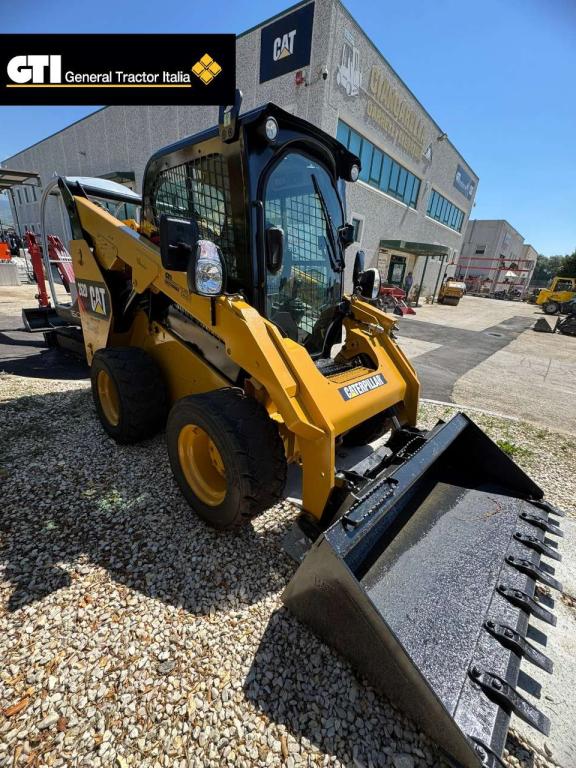 Caterpillar 262 D Photo 3