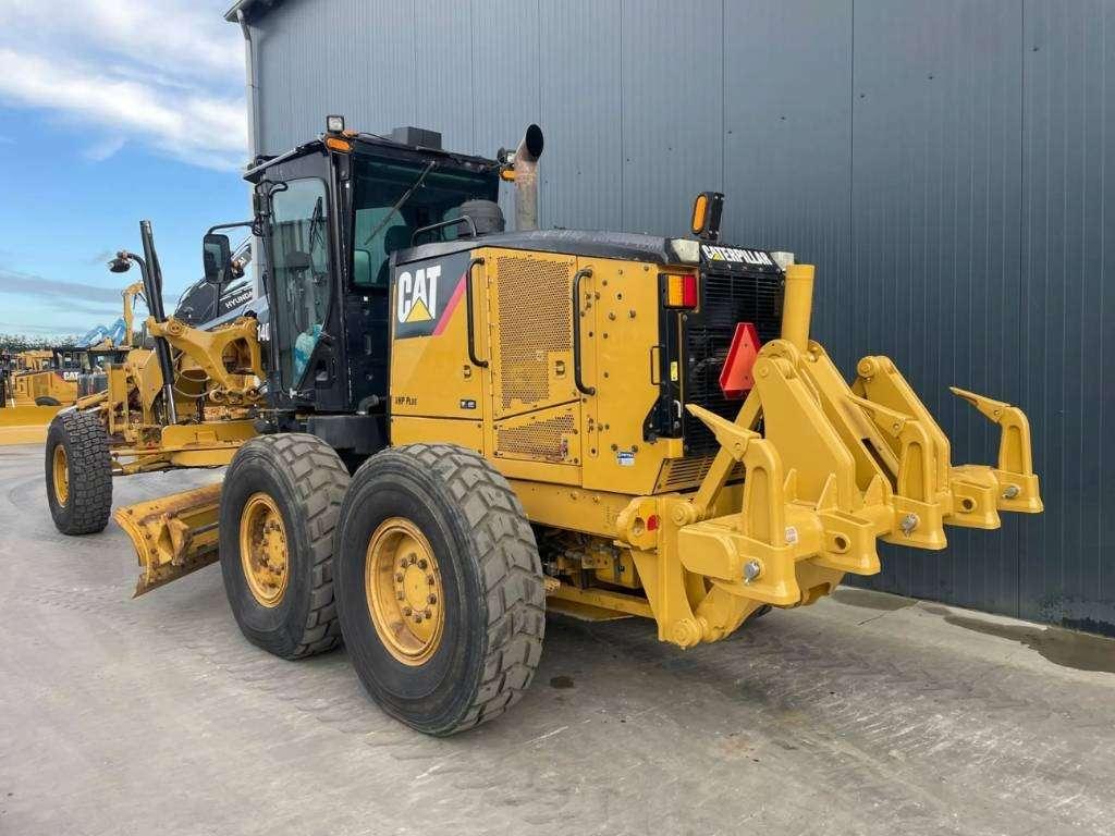 Caterpillar 140M Photo 5