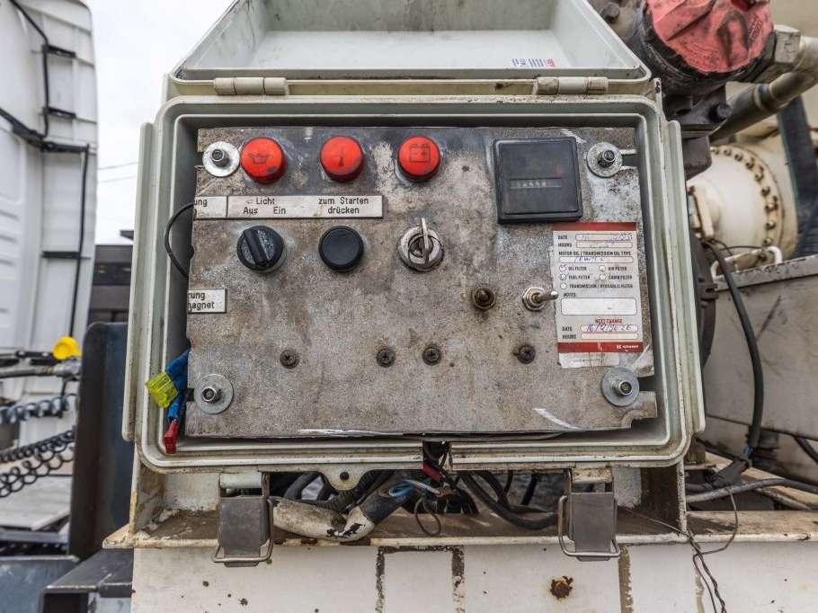 Renders BETON MIXER 12M3 + MOTOR (MALAXEUR/MISCHER) Photo 13