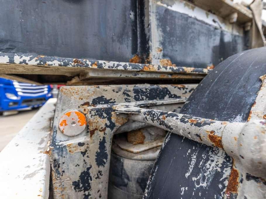 Renders BETON MIXER 12M3 + MOTOR (MALAXEUR/MISCHER) Photo 17