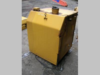 Réservoir de carburant pour Caterpillar 325 D en vente par PRV Ricambi Srl