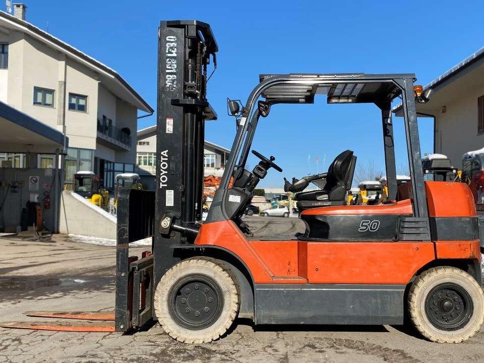 Toyota 7FBMF50 Photo 2