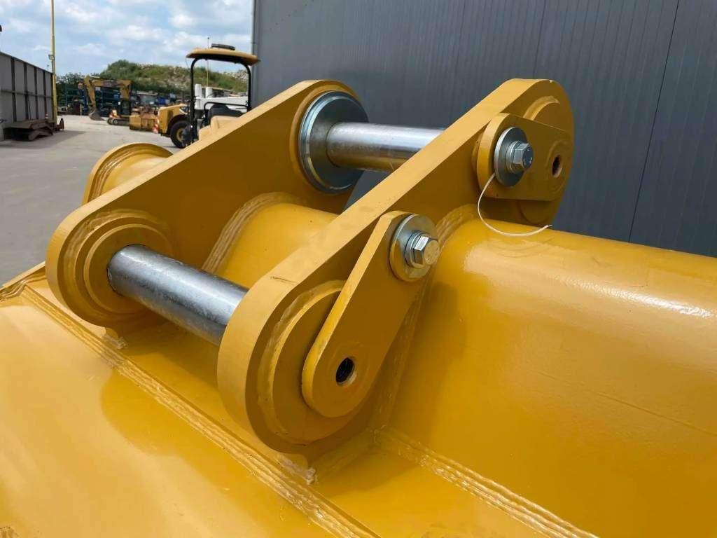 Caterpillar 349D2 - TB Photo 26