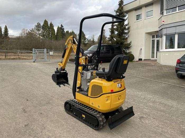 Caterpillar 300.9D Photo 3
