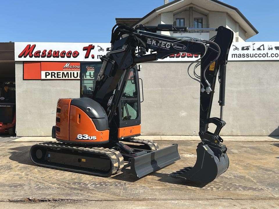 Hitachi ZX63U Photo 21