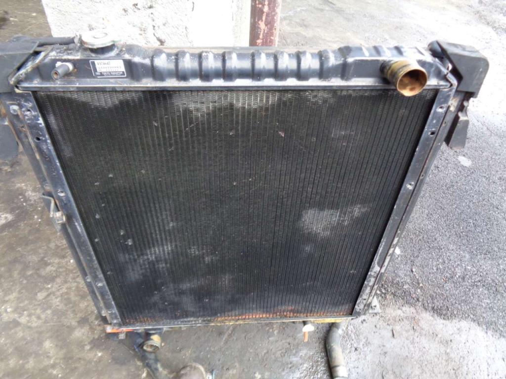 Radiateur eau pour Fiat Hitachi Ex 215 Photo 1