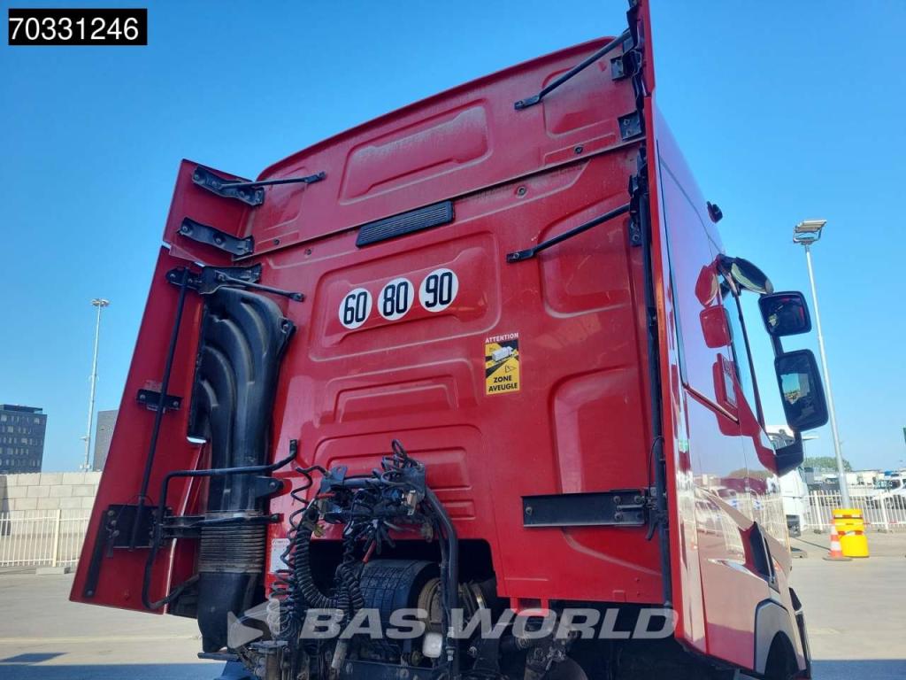 Renault T 460 4X2 SleeperCab Hydraulic Photo 11