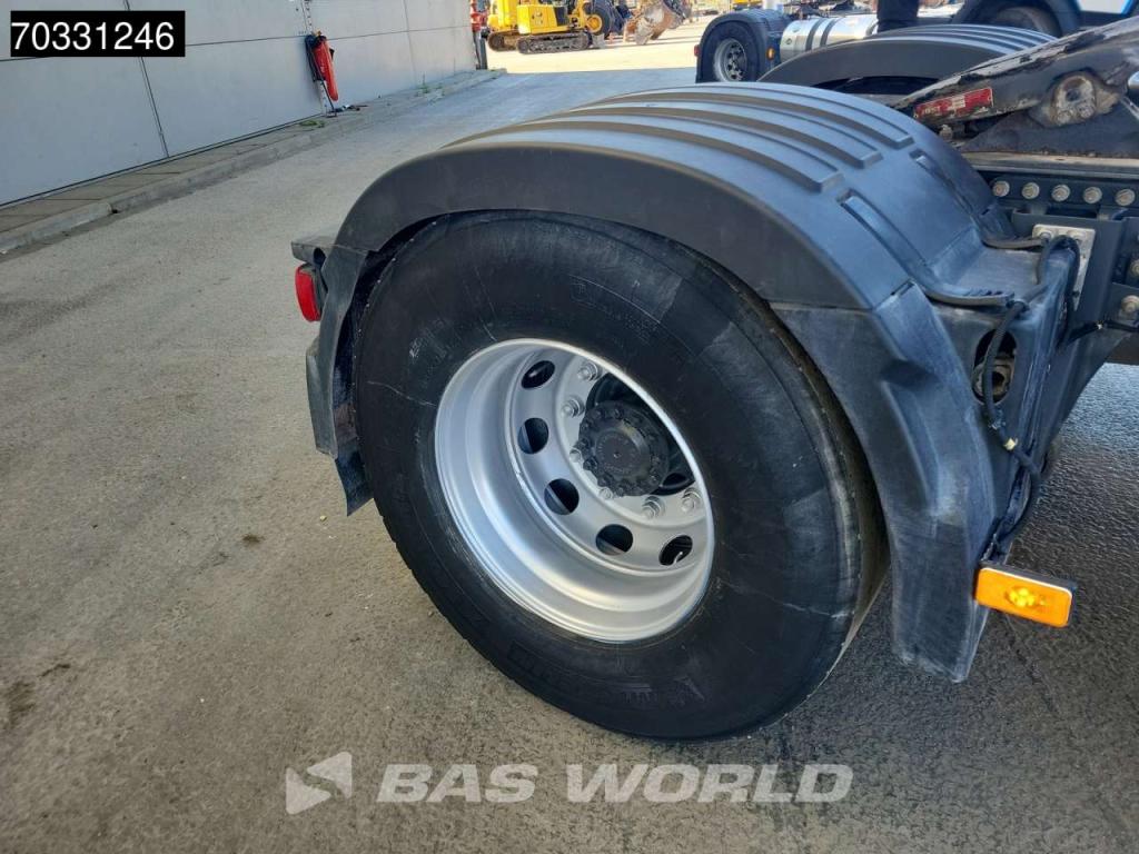 Renault T 460 4X2 SleeperCab Hydraulic Photo 18