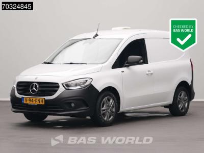 Mercedes-Benz Citan 110 L1H1 Trekhaak Airco Cruise Parkeersensoren Stoelverwarming Euro6 L1 Kompakt A/C Towbar Cr en vente par BAS World B.V.