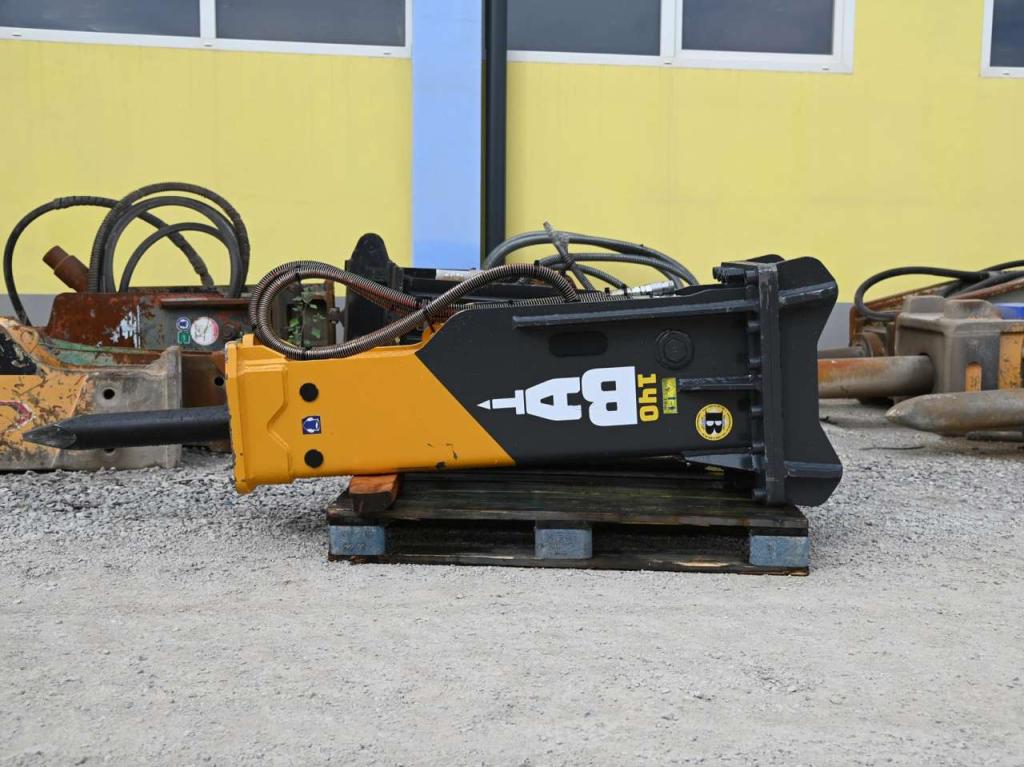 Other manufacturers BAT 140 Photo 18