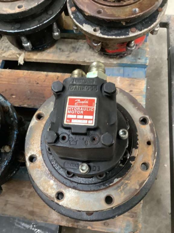 Moteur hydraulique pour Haulotte H15 SDX / H18 SDX / H15 SX - Pinguely Photo 3