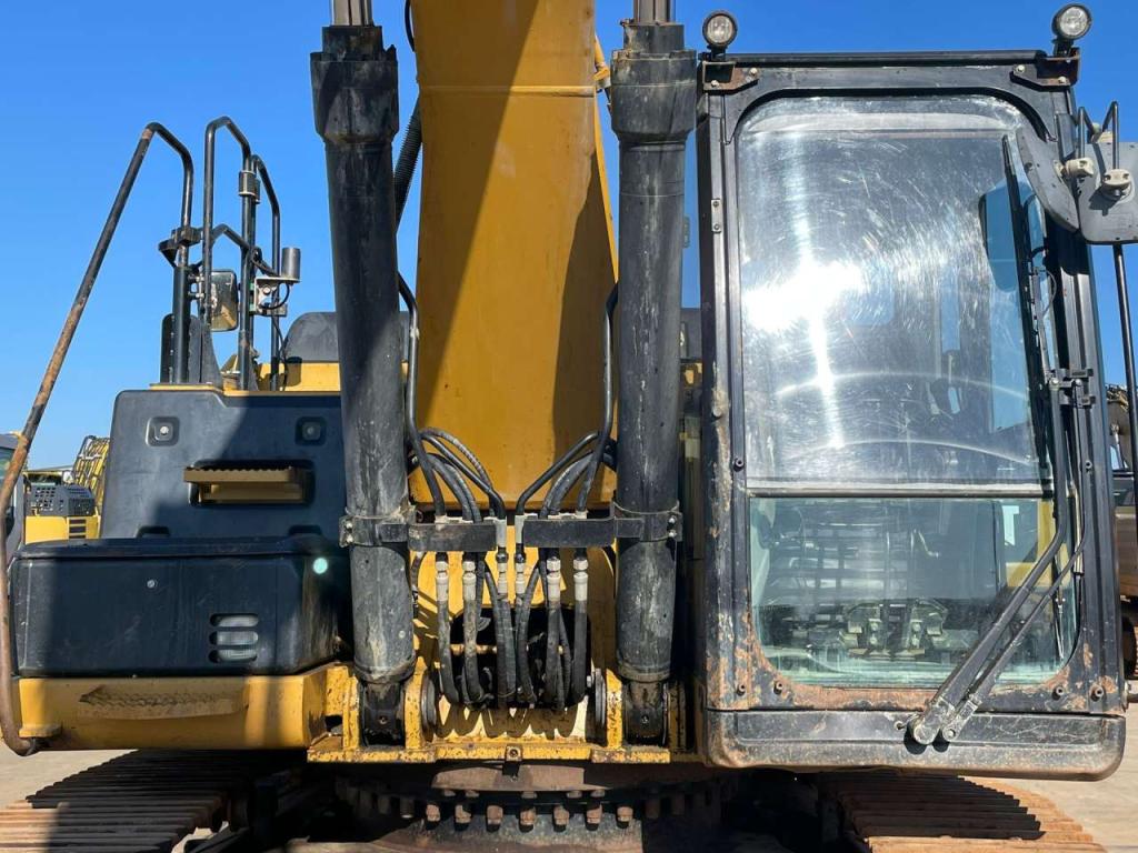 Caterpillar 329ELN Photo 9