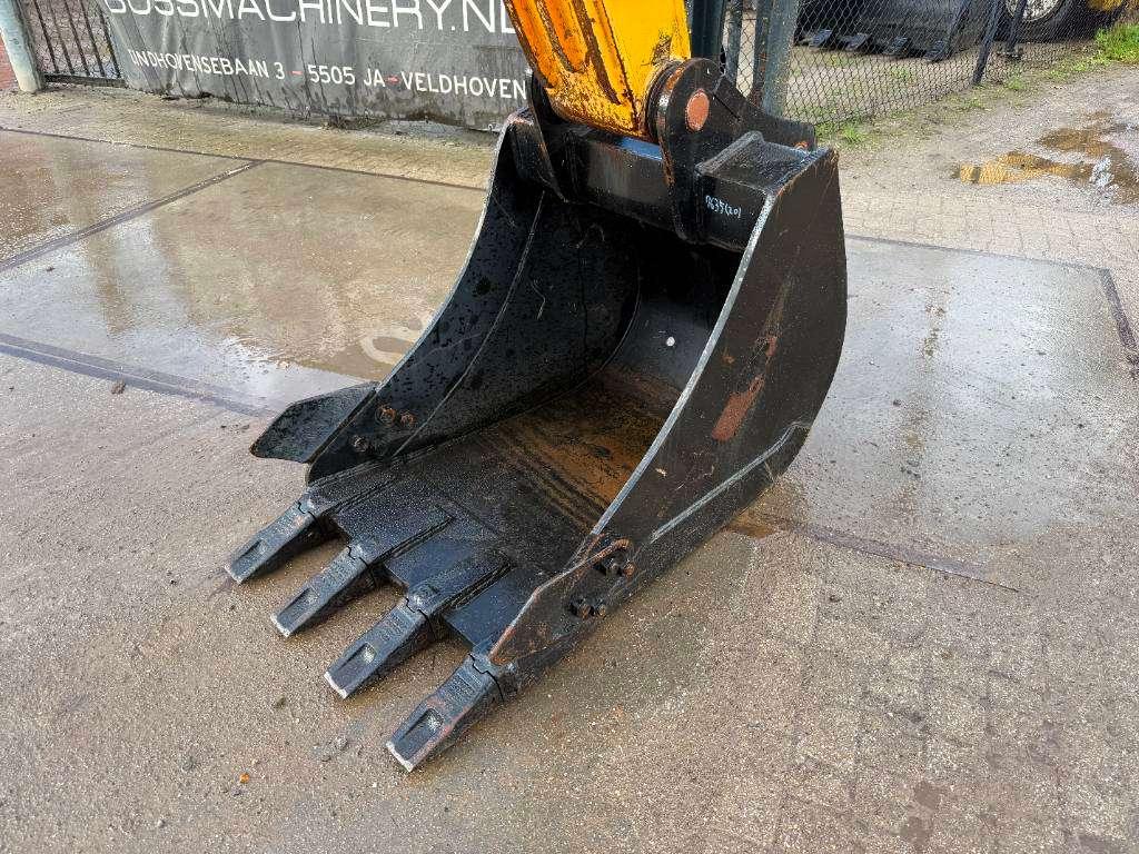 Hyundai HX300LR - 18m Long Reach / Auto Greasing Photo 13
