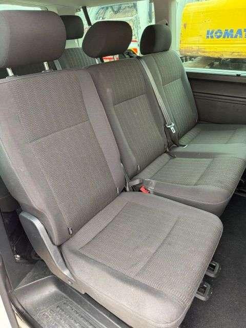Volkswagen KOMBI 9 posti Photo 10
